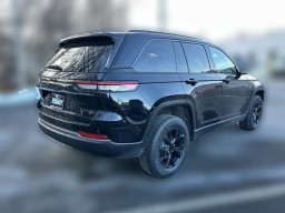 Jeep Grand Cherokee Laredo Altitude 4x4 2026