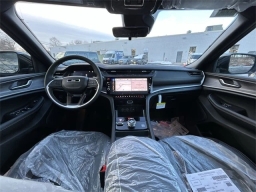 Jeep Grand Cherokee Laredo Altitude 4x4 2026