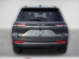 Jeep Grand Cherokee Laredo Altitude 4x4 2026