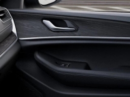 Jeep Grand Cherokee Laredo Altitude 4x4 2026