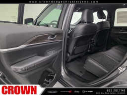 Jeep Grand Cherokee Laredo Altitude 4x4 2026