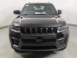 Jeep Grand Cherokee Laredo Altitude 4x4 2026