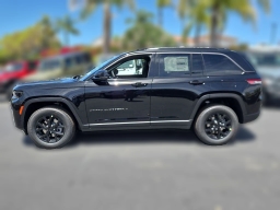 Jeep Grand Cherokee Laredo Altitude 4x4 2026