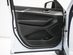 Jeep Grand Cherokee Laredo Altitude 4x4 2026