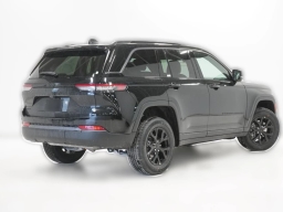 Jeep Grand Cherokee Laredo Altitude 4x4 2026