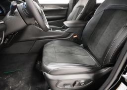 Jeep Grand Cherokee Laredo Altitude 4x4 2026