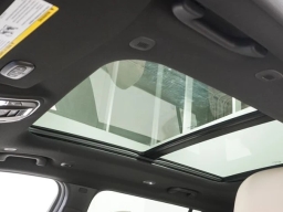 Jeep Grand Cherokee Laredo Altitude 4x4 2026