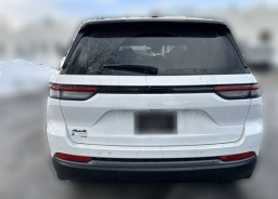 Jeep Grand Cherokee Laredo Altitude 4x4 2026