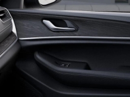 Jeep Grand Cherokee Laredo Altitude 4x4 2026