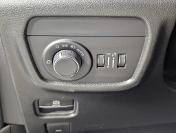 Jeep Grand Cherokee Laredo Altitude 4x4 2026