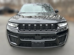 Jeep Grand Cherokee Laredo Altitude 4x4 2026