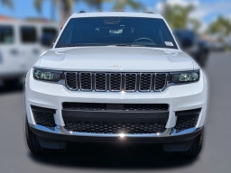 Jeep Grand Cherokee L Laredo 4x2 2026