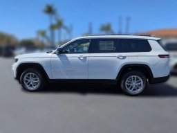 Jeep Grand Cherokee L Laredo 4x2 2026