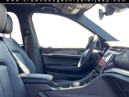 Jeep Grand Cherokee L Limited 4x2 2025