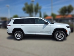 Jeep Grand Cherokee L Laredo 4x4 2026