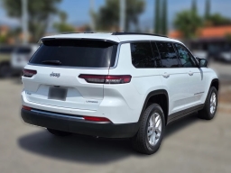 Jeep Grand Cherokee L Laredo 4x4 2026