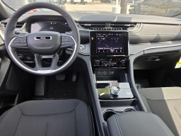 Jeep Grand Cherokee L Laredo 4x4 2026