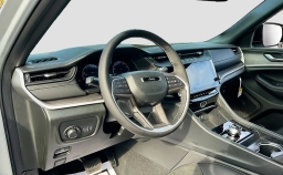 Jeep Grand Cherokee L Laredo Altitude 4x4 2026