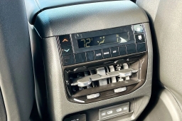 Jeep Grand Cherokee L Laredo Altitude 4x4 2026