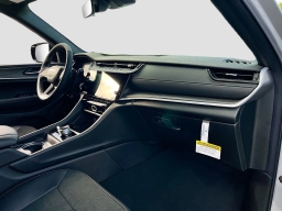 Jeep Grand Cherokee L Laredo Altitude 4x4 2026