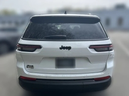 Jeep Grand Cherokee L Laredo Altitude 4x4 2026