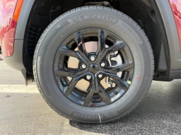 Jeep Grand Cherokee L Laredo Altitude 4x4 2026