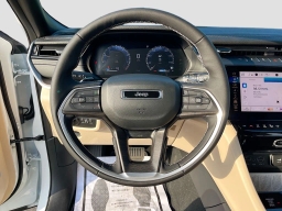 Jeep Grand Cherokee L Limited 4x4 2026