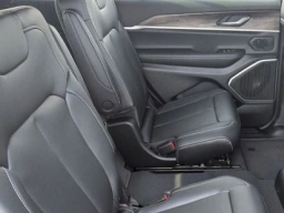 Jeep Grand Cherokee L Limited 4x4 2026