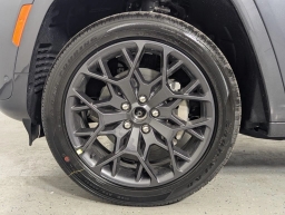 Jeep Grand Cherokee L Summit 4x4 2026