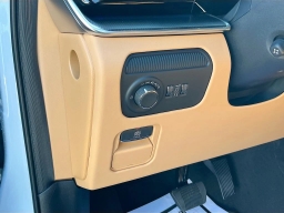 Jeep Grand Wagoneer Summit Reserve 4x4 2026