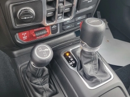 Jeep Gladiator Willys 4x4 2026