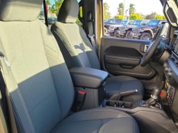 Jeep Gladiator Willys 4x4 2026