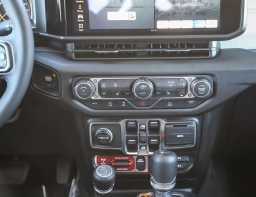 Jeep Gladiator Willys 4x4 2026