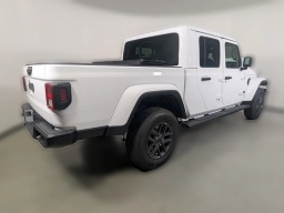 Jeep Gladiator Sport S 4x4 2026