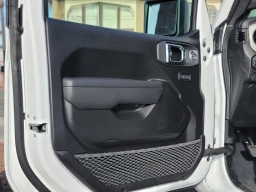 Jeep Gladiator Willys 4x4 2026