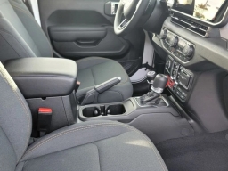 Jeep Gladiator Willys 4x4 2026