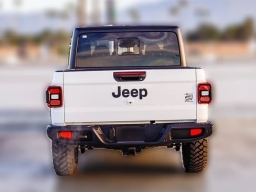 Jeep Gladiator Willys 4x4 2026