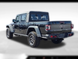 Jeep Gladiator Shadow Ops 4x4 2026