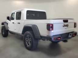 Jeep Gladiator Mojave 4x4 2026
