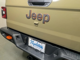 Jeep Gladiator Mojave 4x4 2026