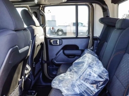 Jeep Gladiator Mojave 4x4 2026