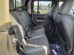 Jeep Gladiator Mojave 4x4 2026