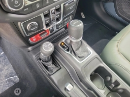 Jeep Gladiator Mojave 4x4 2026