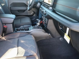 Jeep Gladiator Mojave 4x4 2026