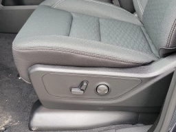 Ram 1500 Big Horn 4x2 Crew Cab 5'7" Box 2026