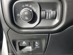 Ram 1500 Big Horn 4x2 Crew Cab 5'7" Box 2026