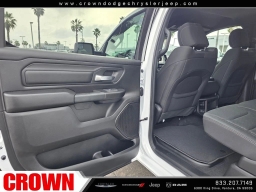 Ram 1500 Express 4x2 Crew Cab 5'7" Box 2026