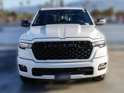 Ram 1500 Express 4x2 Crew Cab 5'7" Box 2026