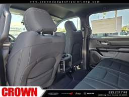 Ram 1500 Express 4x4 Crew Cab 5'7" Box 2026