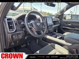 Ram 1500 Express 4x4 Crew Cab 5'7" Box 2026